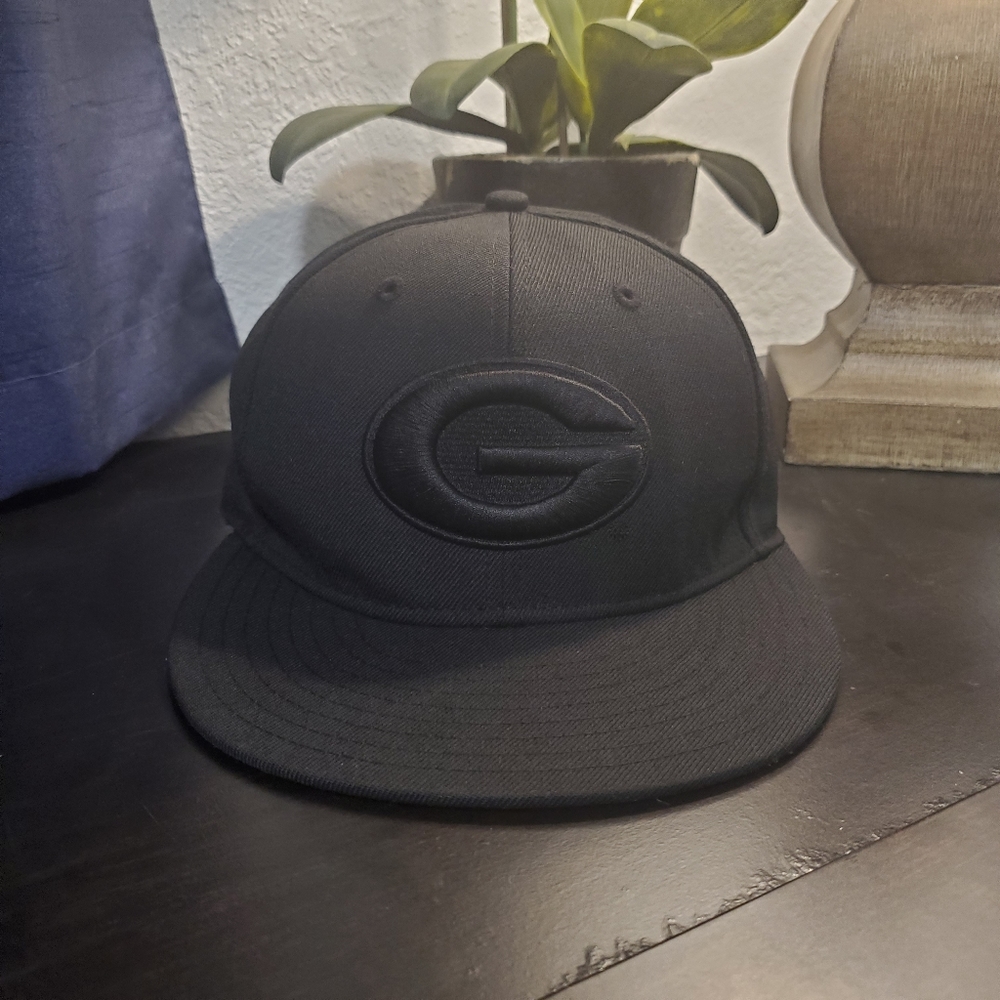 Georgia Bulldogs Hat Fitted Mens 7 1/8 Black New Era College Football